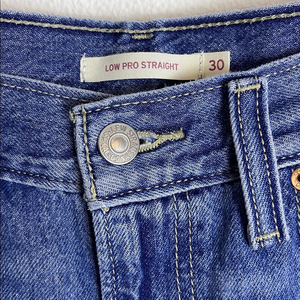 Levi’s Low Pro Straight distressed jeans 30 - Picture 4 of 7